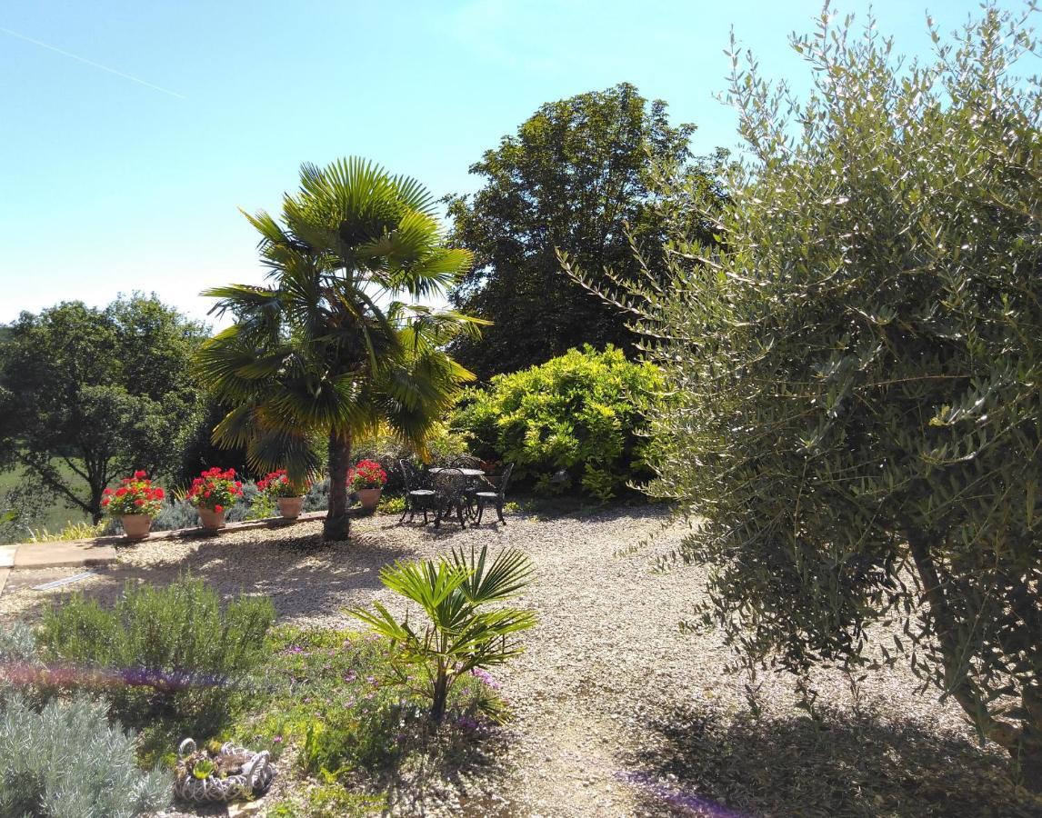 Mirabelle Villa Hautefort Exterior photo